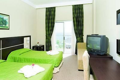 La Perla Resort & Hotel Белдиби Екстериор снимка